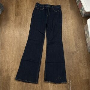 Old Navy High-Rise Flare Jeans. Woman’s size 2
